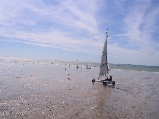 Stranden ved Granville ved ebbe i Normandiet